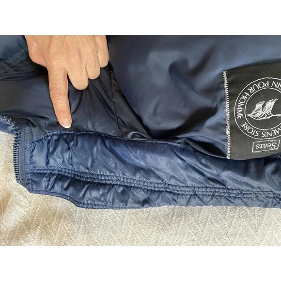 Men's Blue Puffer Jacket - Picture 15 of 16